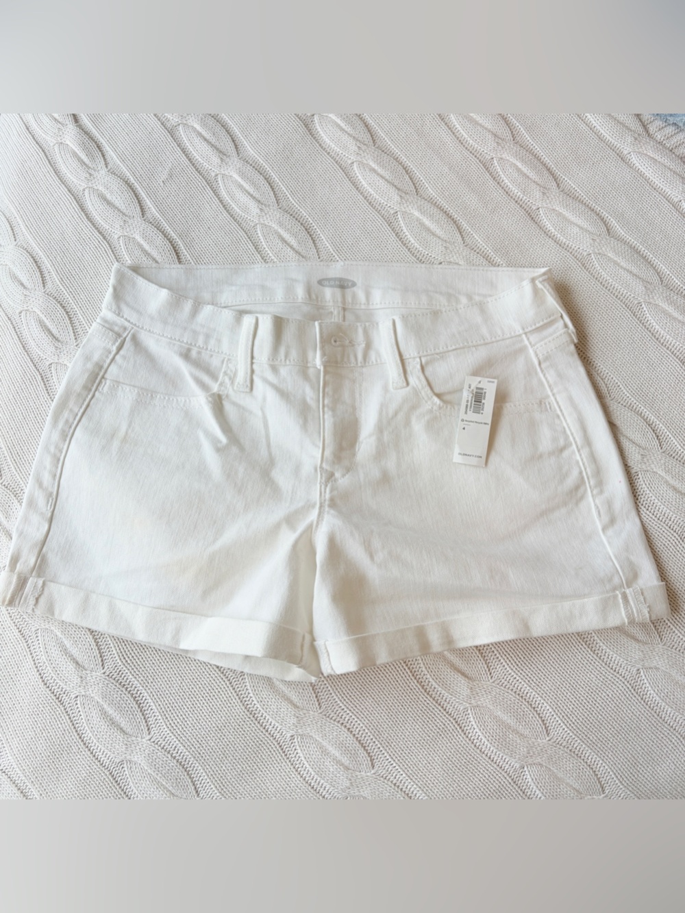 Old navy Women's White cotton denim Stretch Shorts size 4